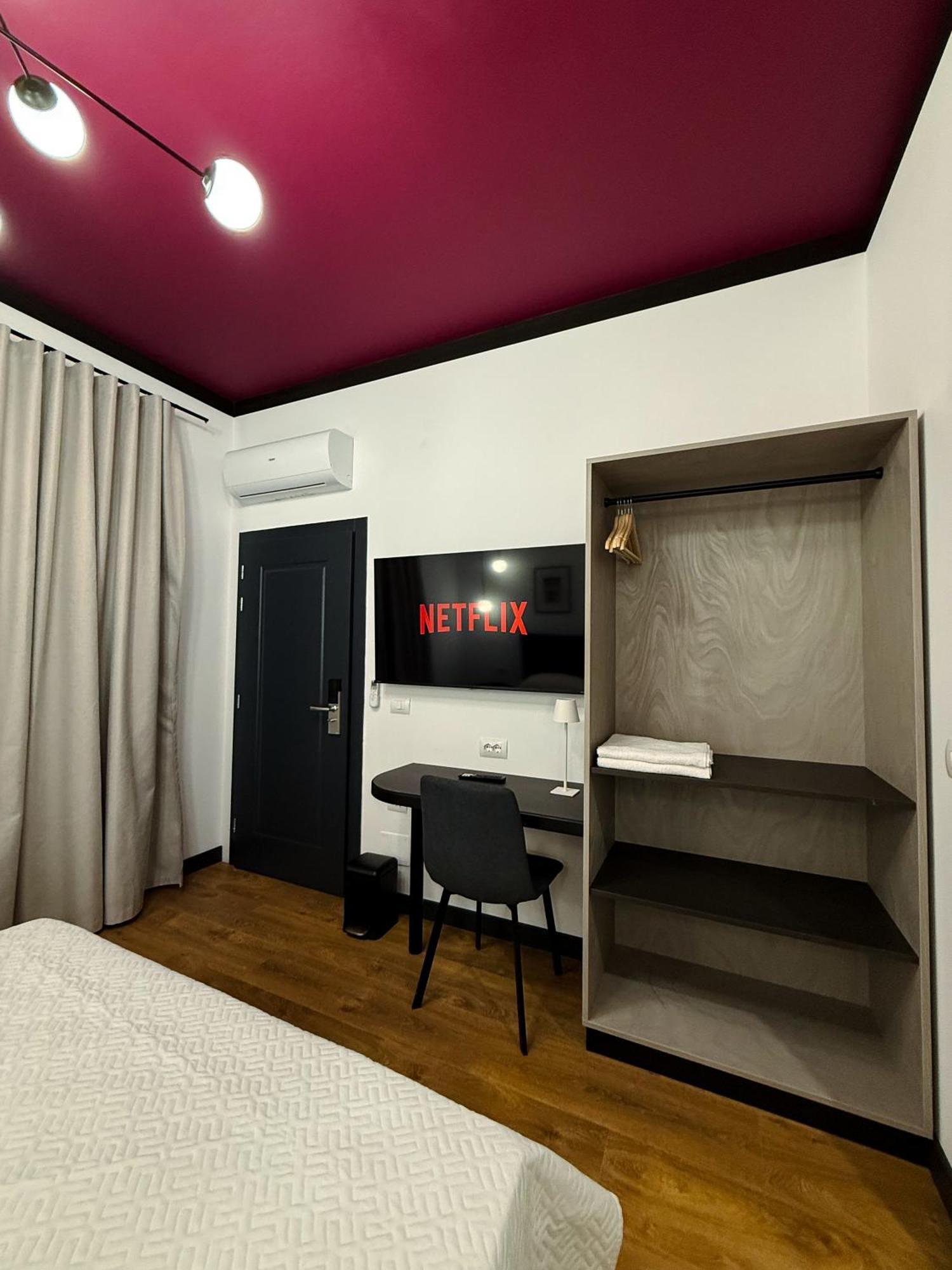 Apartmán Tirana Days Free Parking Pokoj fotografie